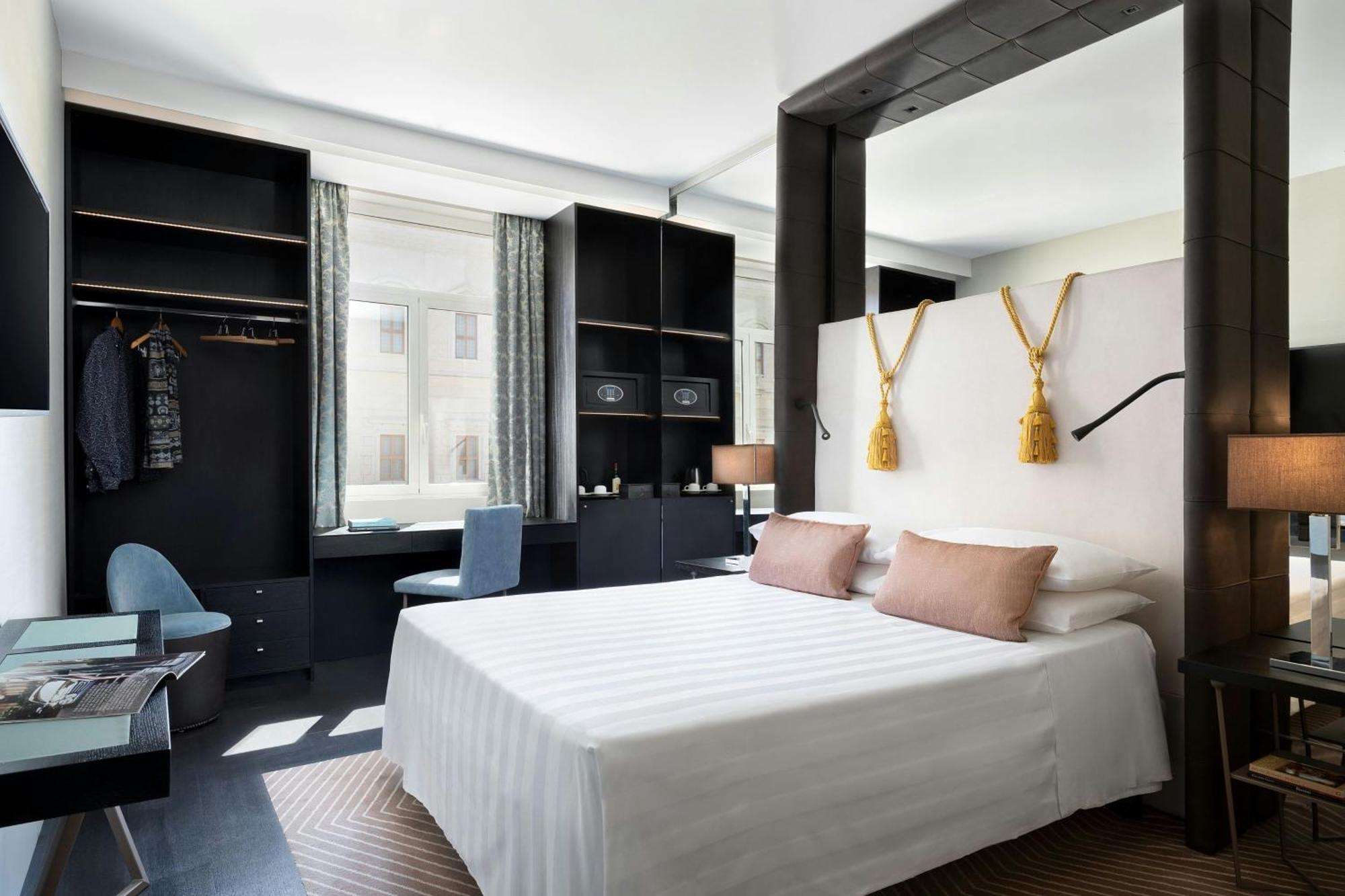 Sina Bernini Bristol, Autograph Collection Hotell 5*
